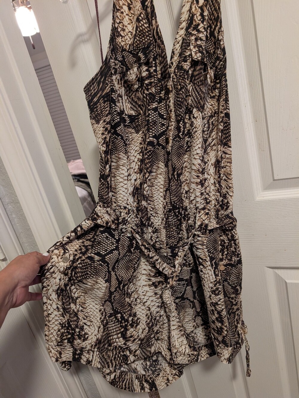 Cache Sleeveless Snakeskin Print Mini Skort jumpsuit in Beige and Black - Picture 2 of 4